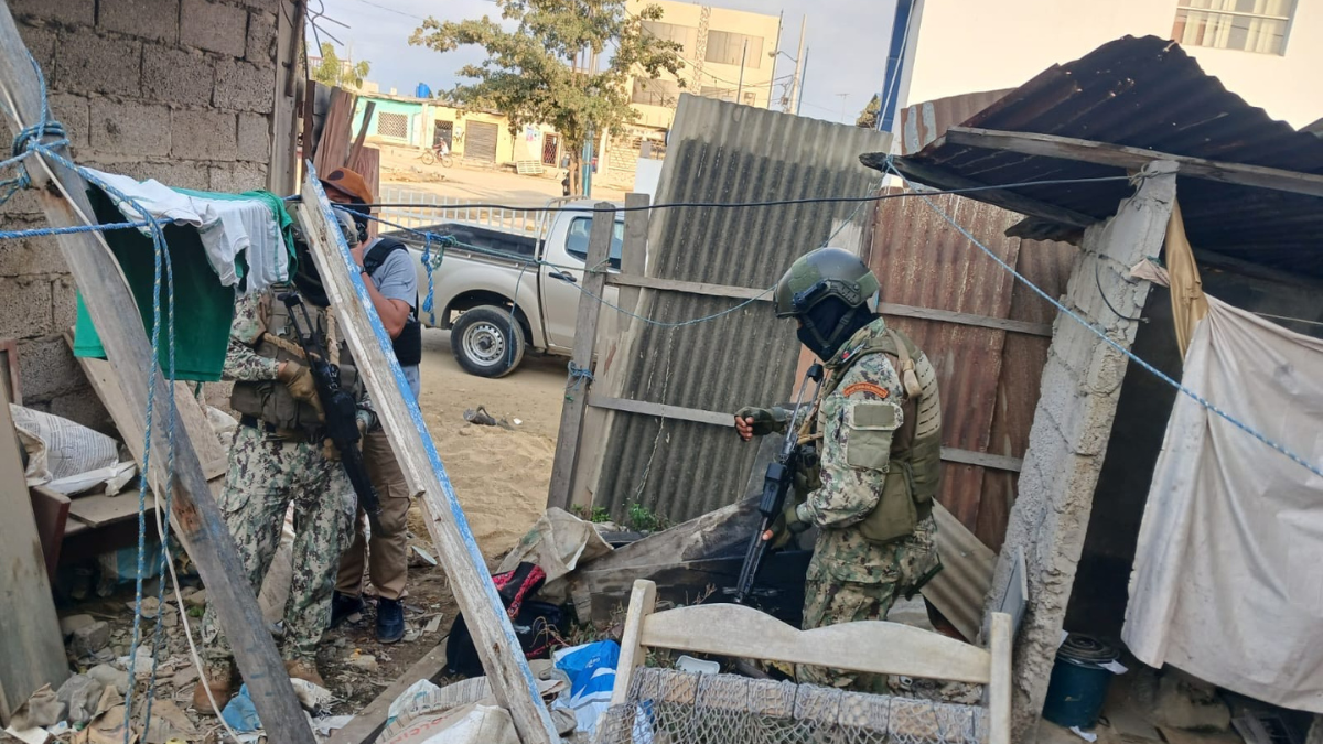 Varias explosiones se reportaron la madrugada de este 14 de octubre.