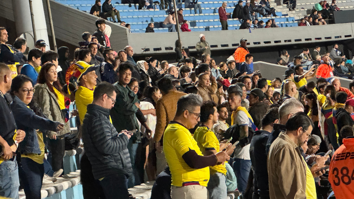 Hinchas ecuatorianos.