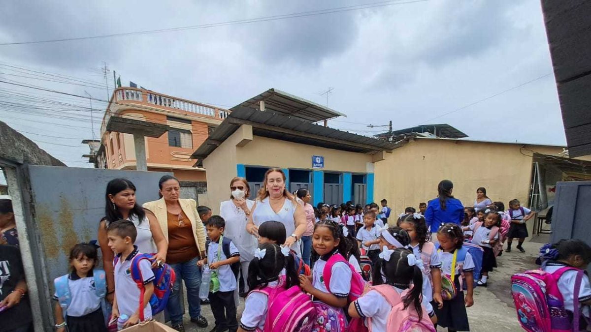 En el año 2000, la Fundación fue reconocida por Acorvol como la única organización dedicada exclusivamente a solventar la necesidad de la niñez rural.