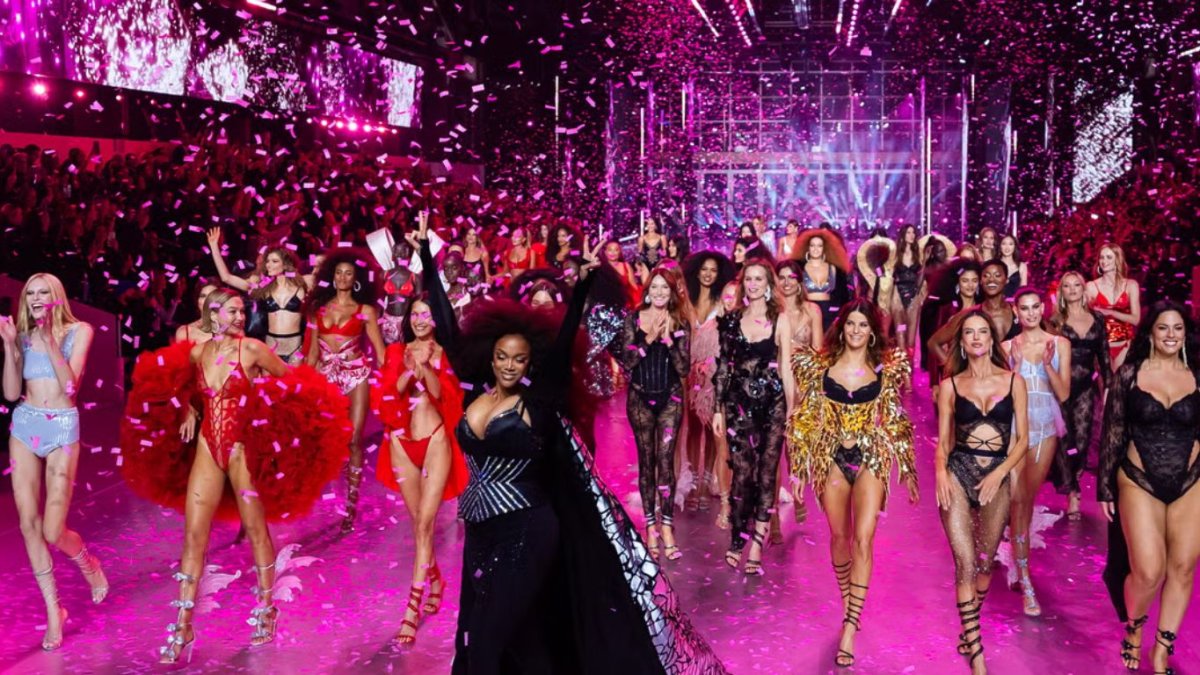 La pasarela final del Victoria's Secret Fashion Show
