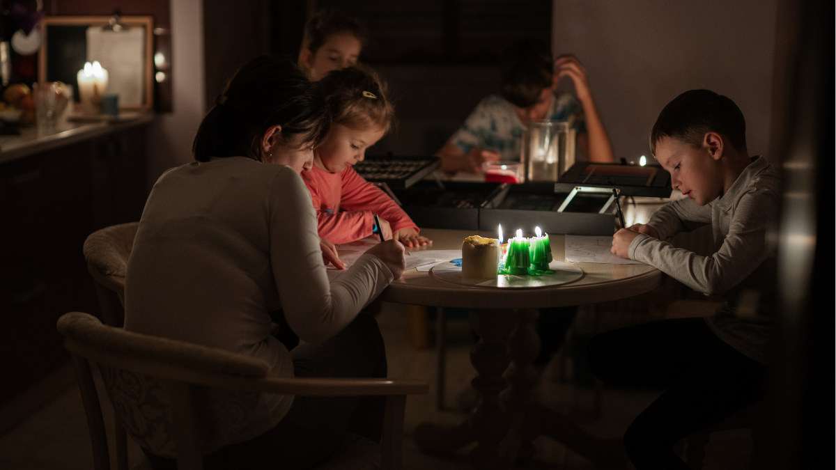 Desde hace un mes, los ecuatorianos 'pagan la factura' de la crisis energética.