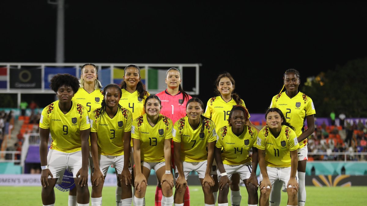 La Tricolor debutó con una victoria de 2-0 ante el país anfitrión.