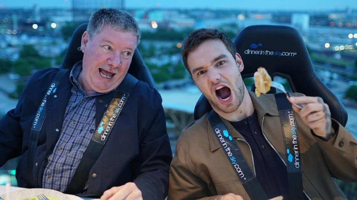 Geoff Payne, padre de Liam, llegó este 18 de octubre a las 06:00 a Argentina.