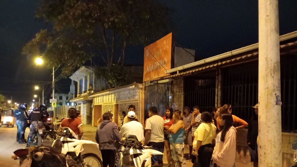 Hecho. Los vecinos solicitan más seguridad, con los cortes de luz aumentaron las muertes violentas en el cantón.