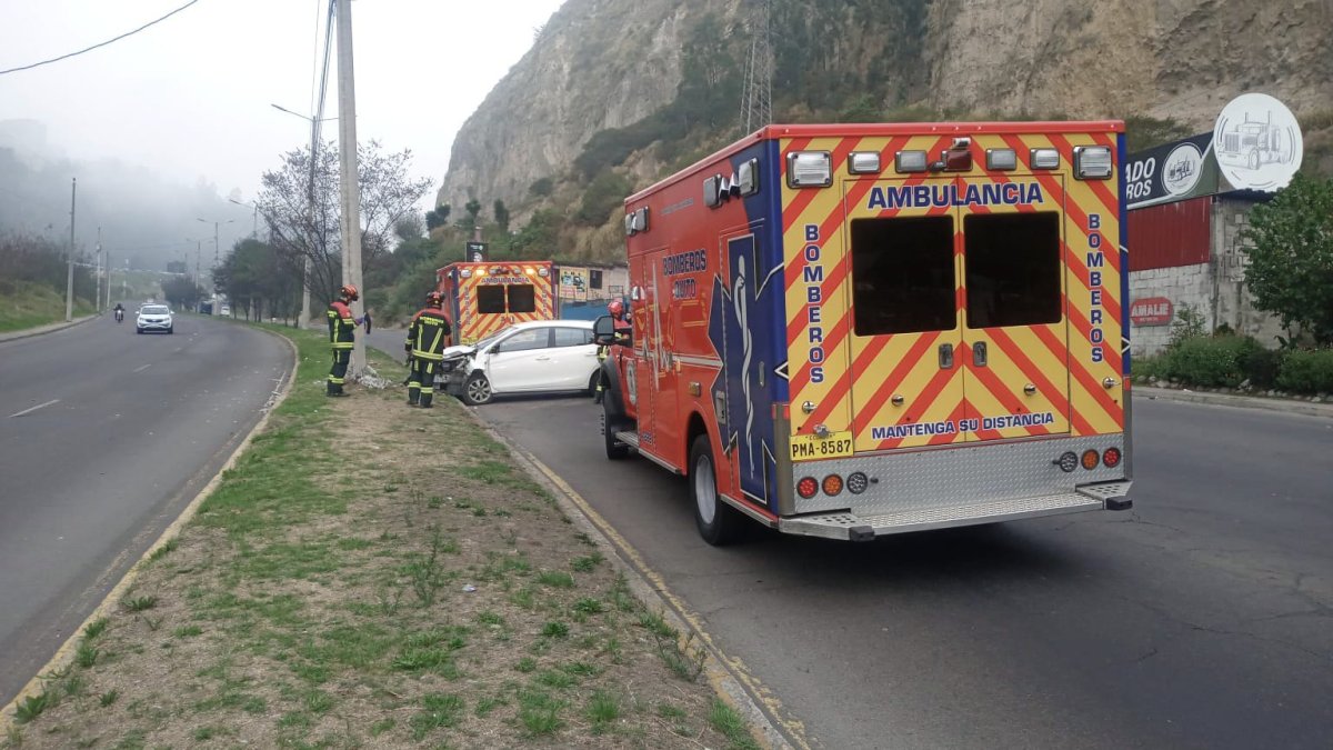 El siniestro ocurrió en la av. Simón Bolívar y Las Palmeras, cerca a la entrada de El Inca.