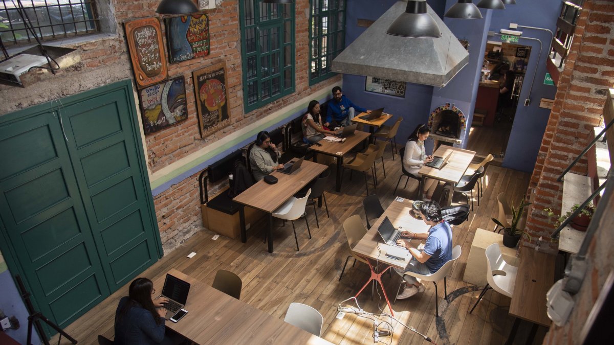La acogida de los espacios de coworking en la capital ha aumentado desde el inicios de los cortes de luz planificados.