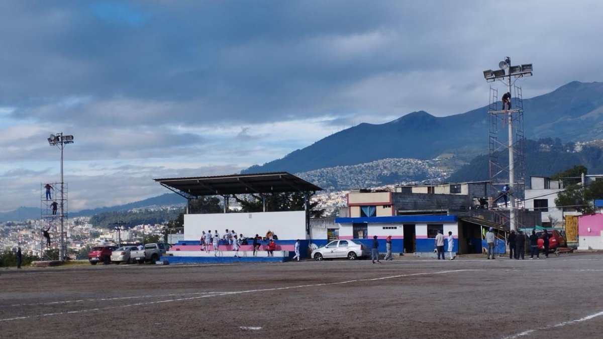 El crimen ocurrió en la cancha de la liga barrial San José de Cangahua, al ingreso de La Roldós.