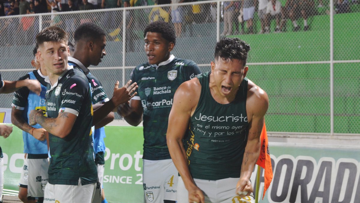 Miguel Parrales volvió a convertir para Orense y sigue en la pelea por ganar la segunda etapa.