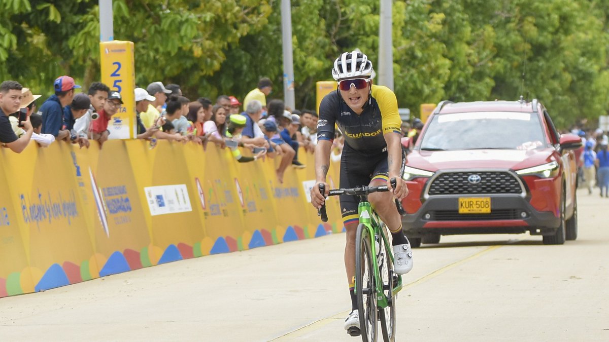 El ciclista Jefferson Cepeda se suma a la tropa ecuatoriana en el World Tour como parte del Movistar Team.