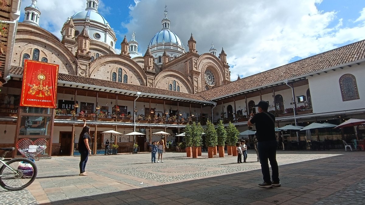 Imagen referencial de un sector del centro histórico de Cuenca.