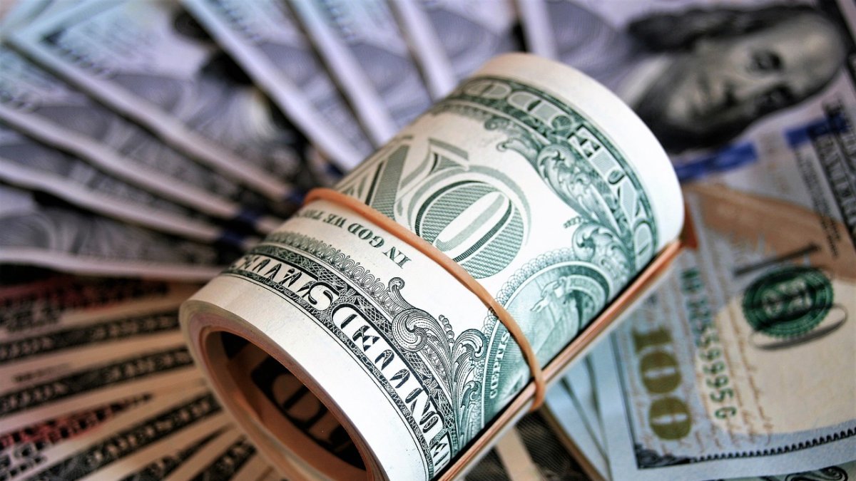 La mujer recibió 339.000 dólares de parte de un empresario.