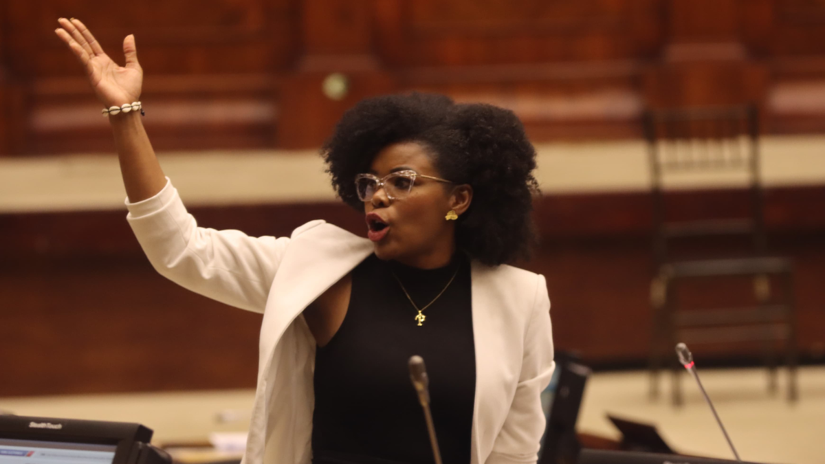 Paola Cabezas en su intervención en el juicio político a Mónica Palencia.