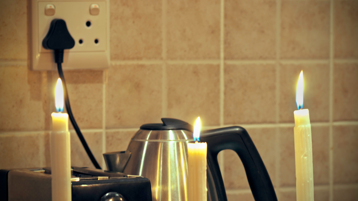 La capital de los ecuatorianos experimentará cortes de luz de hasta 14 horas al día.