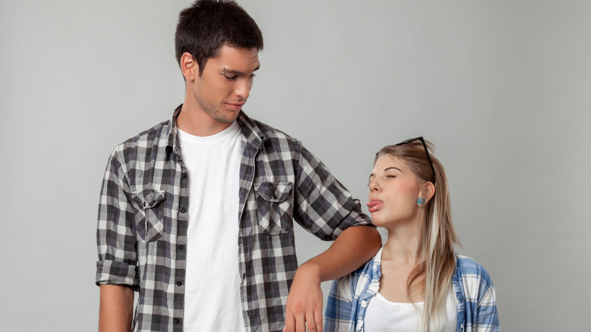 La celebración invita a reflexionar sobre los desafíos sociales y culturales que enfrentan las personas de talla baja.