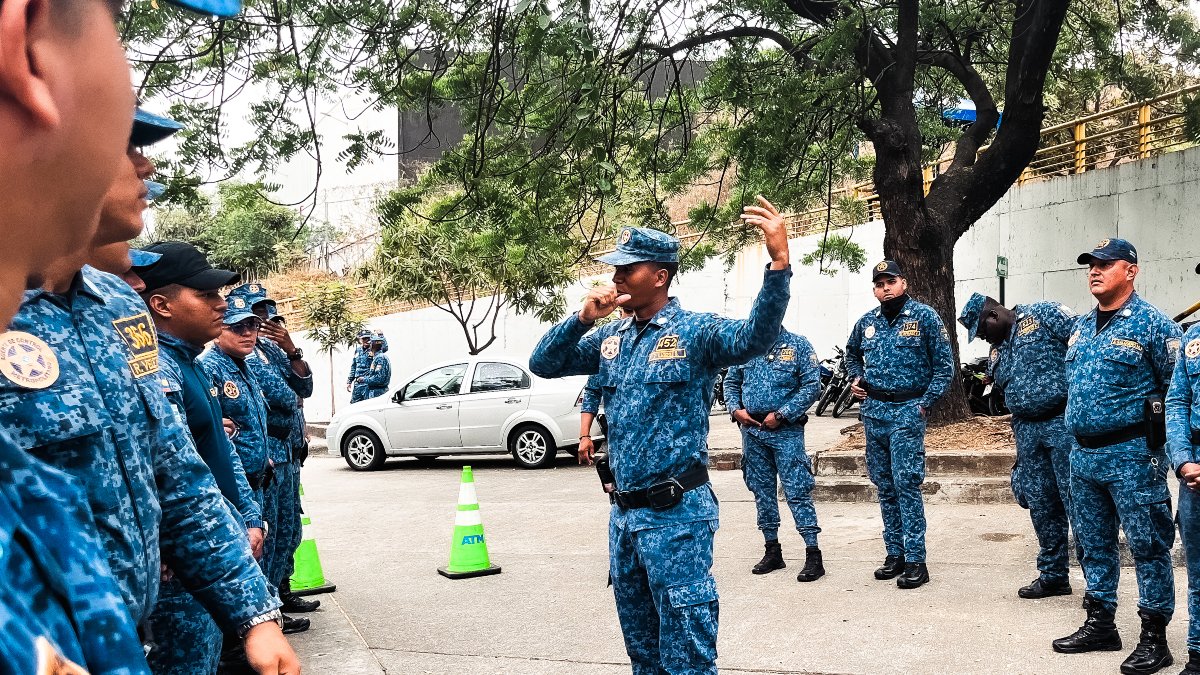 Más de mil agentes metropolitanos serán desplegados por la ciudad el día de las elecciones presidenciales.