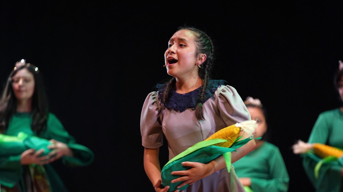 La pieza teatral recoge la cosmovisión andina relacionada a la muerte.