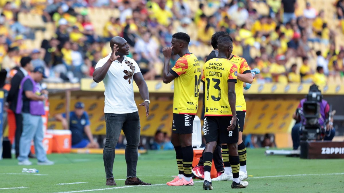 Segundo Castillo estará en Barcelona por un año, será su nuevo contrato.