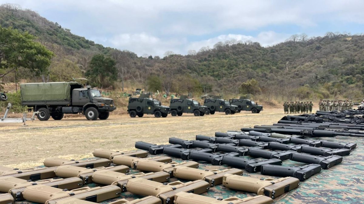 Ecuador. El presidente de la República, Daniel Noboa estará en Guayaquil para la entrega de armas a las Fuerzas Armadas.