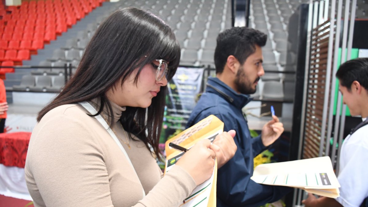 Quito abre una nueva feria de empleo.