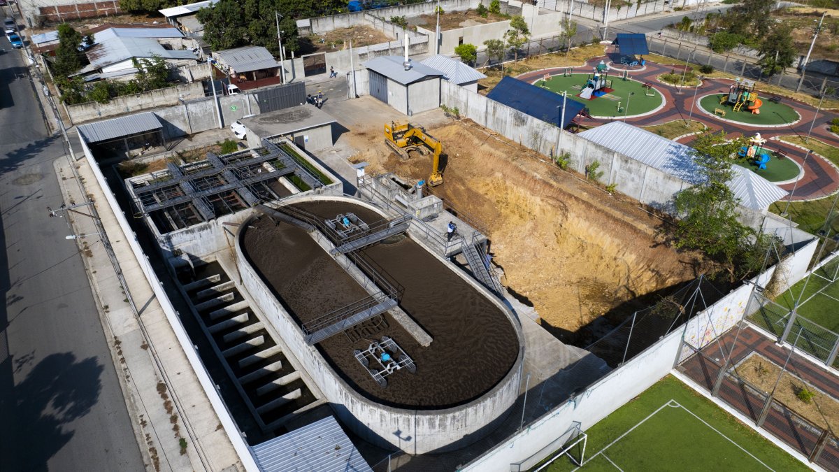 Inició la construcción de la segunda planta