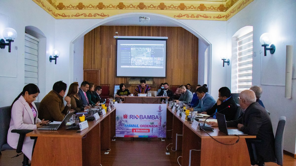 Conflicto. Los concejales acusan al alcalde de actuar de forma autoritaria e ignorar procesos legislativos.