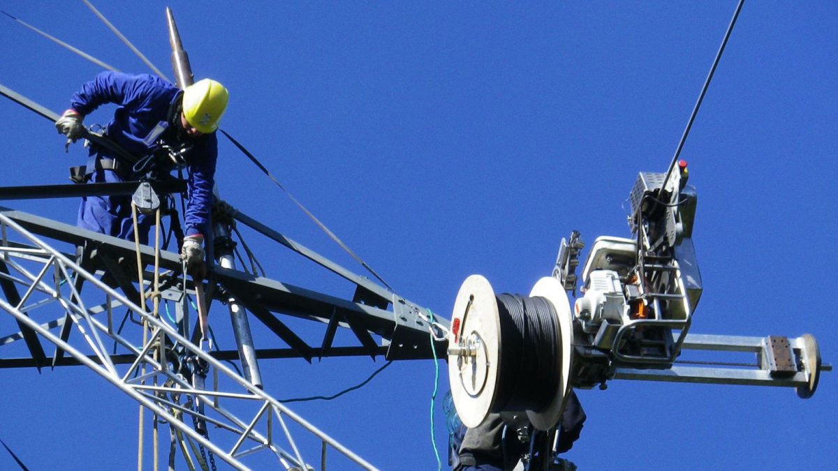 Mercado. A septiembre de 2024, 18'236.308 usuarios dependían del servicio móvil.