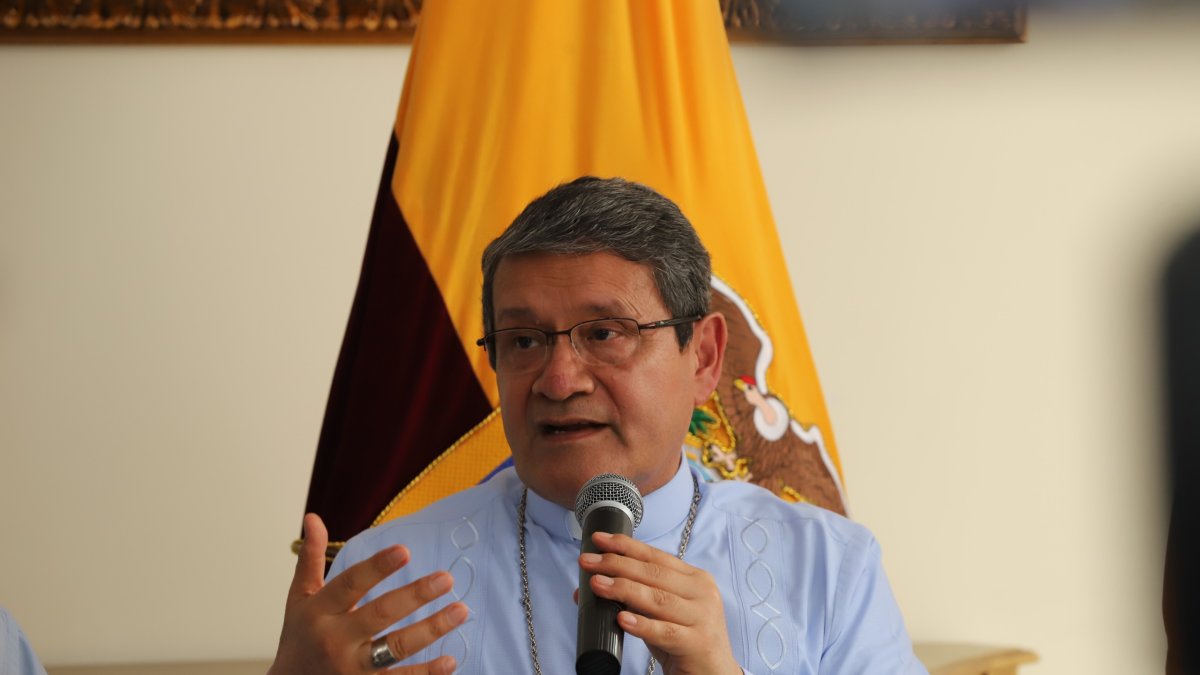 Arquidiócesis. El monseñor Luis Cabrera seguirá ejerciendo su labor pastoral como arzobispo de Guayaquil.