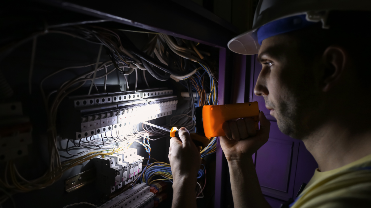Disminuyen las horas de los apagones a causa de las últimas precipitaciones.