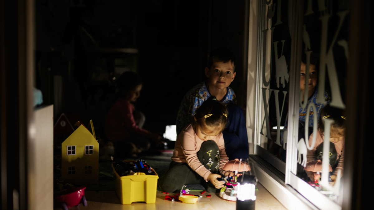 Referencial. Los apagones seguirán durante el feriado por las fiestas de independencia de la Atenas del Ecuador.