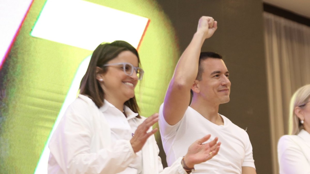 Otra vez, Daniel Noboa busca llegar a Carondelet; esta vez junto a María José Pinto.