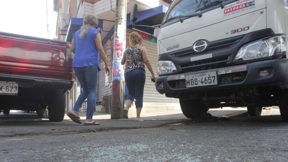 El hecho se produjo la noche de este jueves 31 de octubre en la ciudadela Sauces 6, norte de Guayaquil.