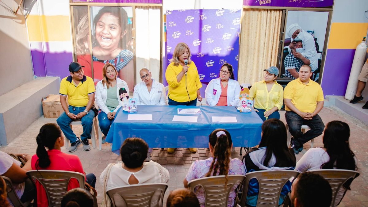 Se enfoca en el área médica, haciendo brigadas de Papanicolaou, de hígado graso, y para niños