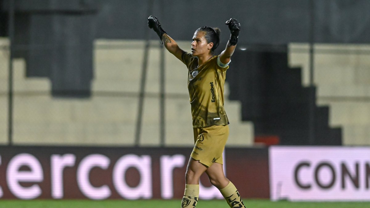 Andrea Vera fue la capitana de Dragonas Indepediente del Valle en la Copa Libertadores.