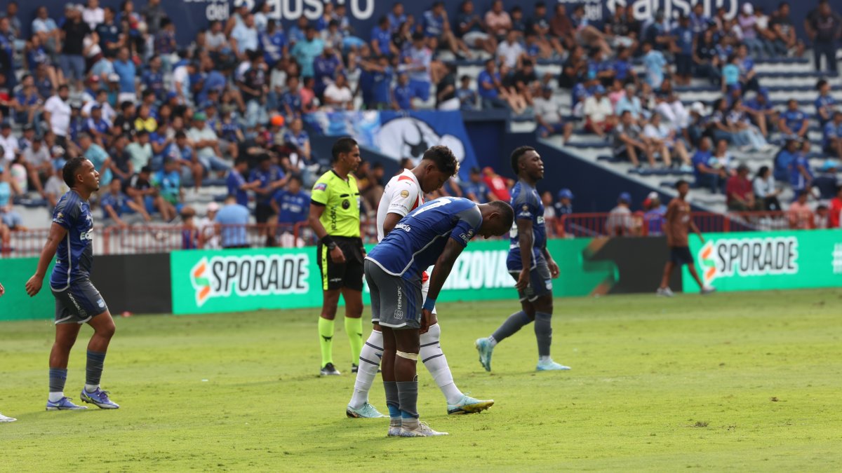 Emelec cayó 1-0 ante Liga de Quito en e estadio George Capwell en la fecha 12 de LigaPro