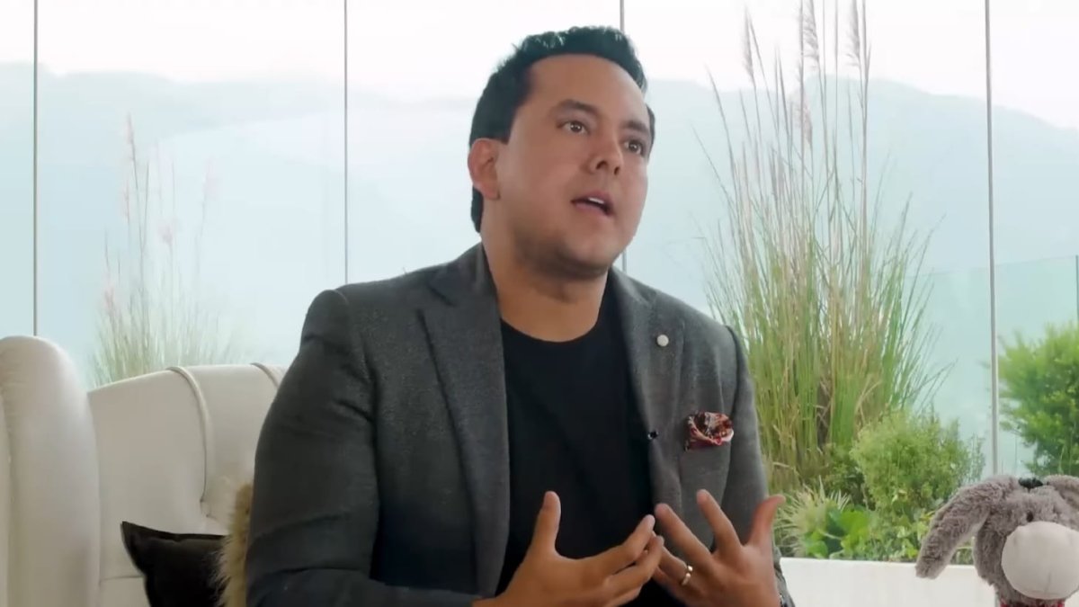 Molina tiene formación como abogado y estratega de Comunicación y Manejo de Crisis.