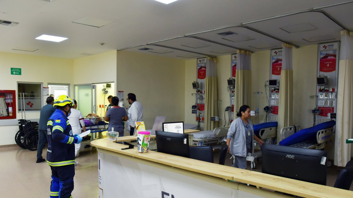 Pacientes. Debido a los apagones constantes, la ciudadanía ha comenzado a cancelar citas, dado el temor de que quede inconclusa una intervención por los racionamientos.