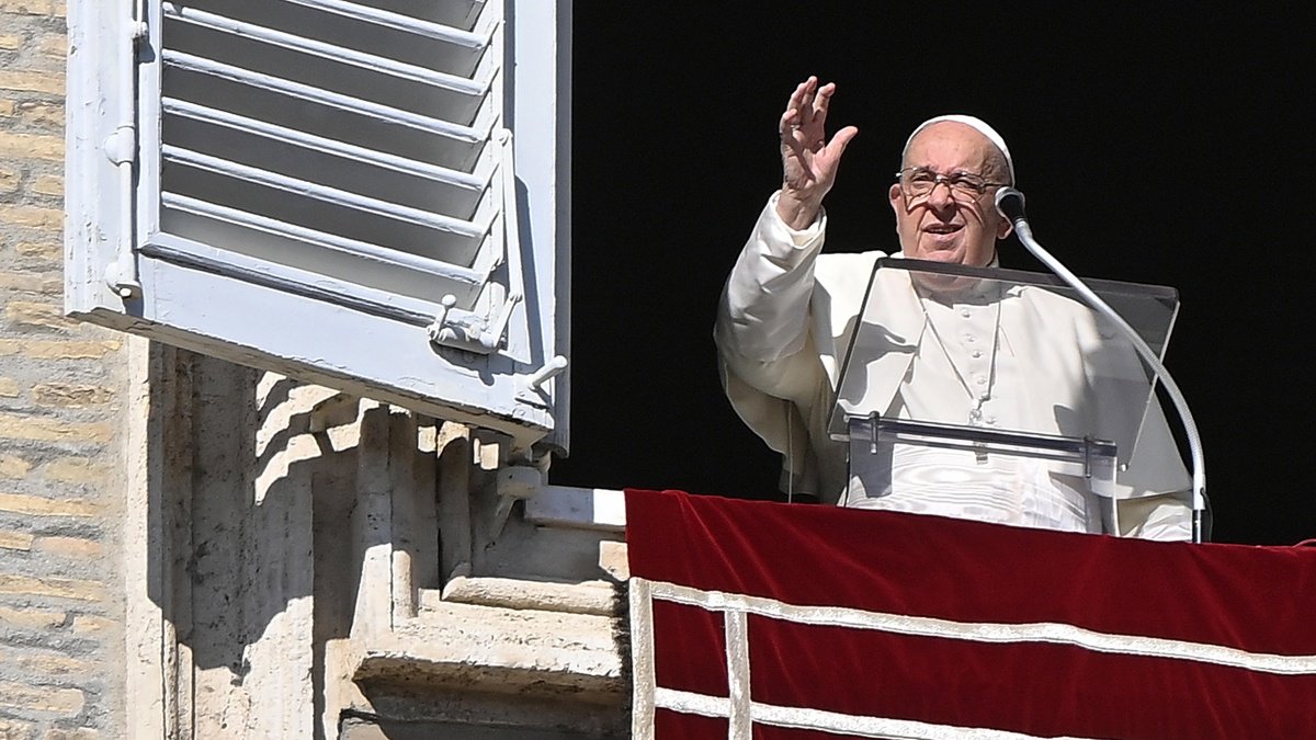 El papa Francisco durante el rezo del Ángelus.
