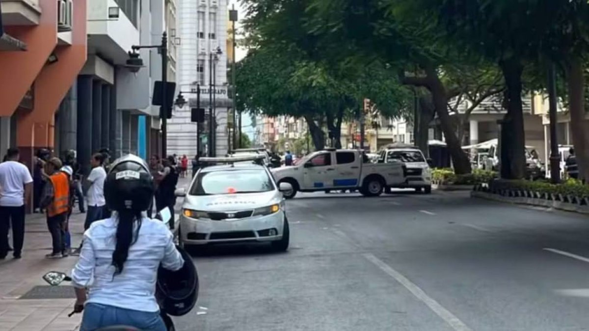 El pasado 3 de noviembre, un agente de la Policía Nacional fue atacado con disparos en la calle 10 de Agosto, entre Boyacá y Chimborazo, en el centro de Guayaquil.