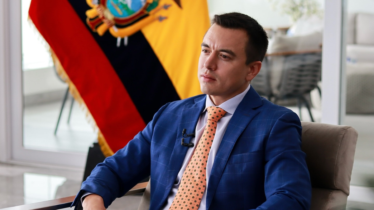 Daniel Noboa propone entregar un nuevo bono a jóvenes.