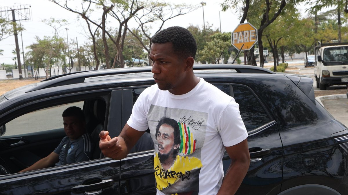 Romario Caicedo habló con la prensa deportiva respecto a las deudas de Emelec