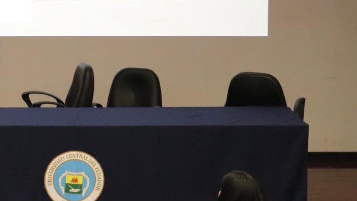 Imagen referencial. Según Contraloría, un profesor de la Universidad Central recibió 51.125 dólares, pese a no haber trabajado en su horario laboral de clases, entre el 2019 y 2020.