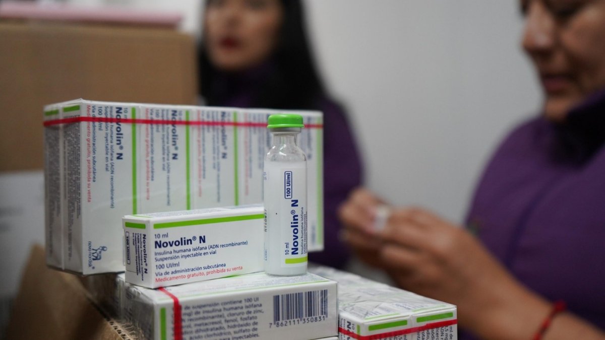 En 2023, el Ministerio de Salud Pública adquirió 795.661 dosis a $ 2,93 cada una. El IESS prevé pagar $ 20,79 por dosis.