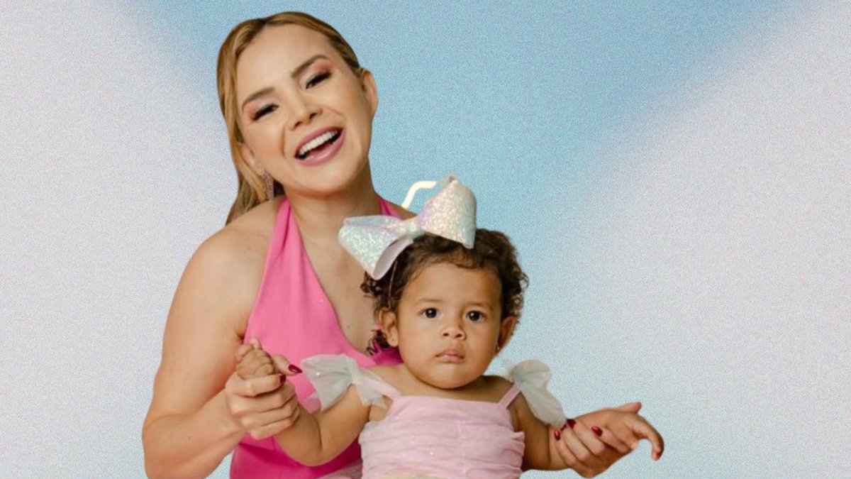 Silvana Torres es presentadora del programa La Universidad de la Farándula. 