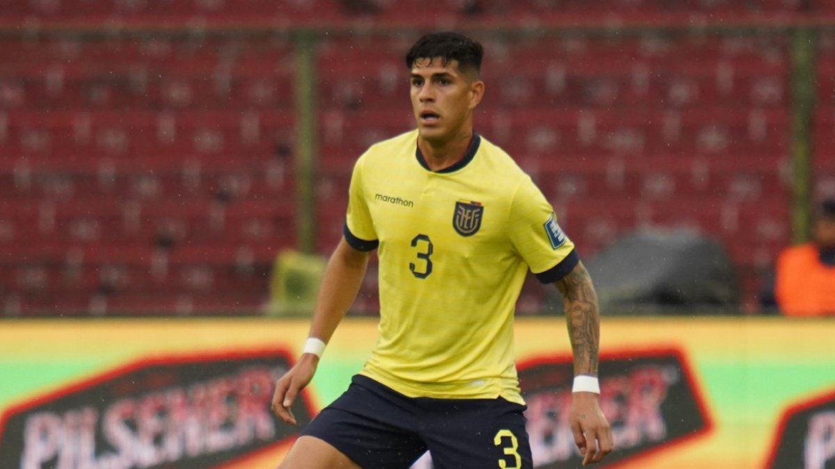 Piero Hincapié estará en el Monumental para enfrentar a Bolivia.