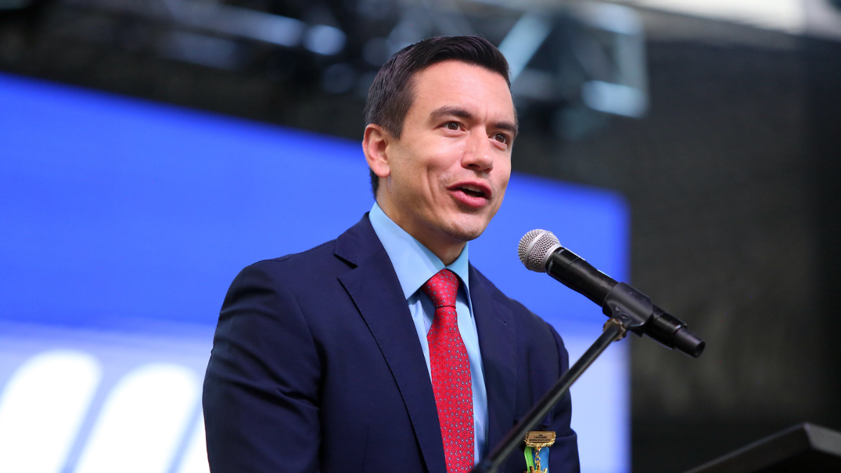 Daniel Noboa retira su propuesta y lo notifica a la Asamblea Nacional.