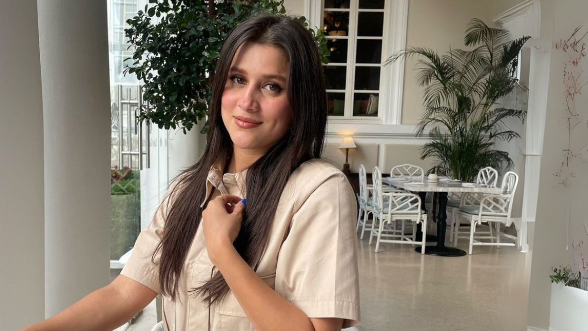 Elba González nació en Calceta, Manabí.