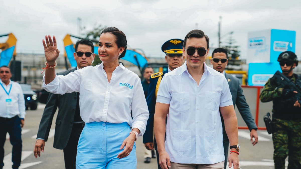 La prefecta del Guayas encabezó el evento donde participó el presidente Noboa.