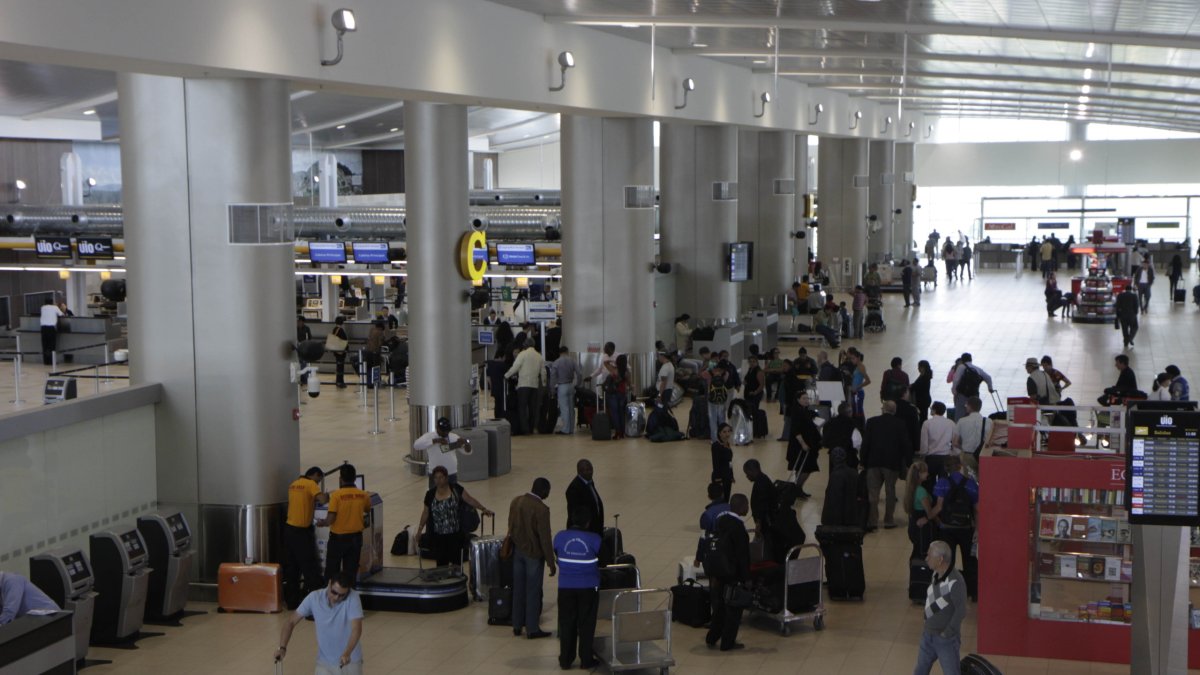 Estafa. En el anuncio se ofertaban maletas perdidas a $ 2 cada una