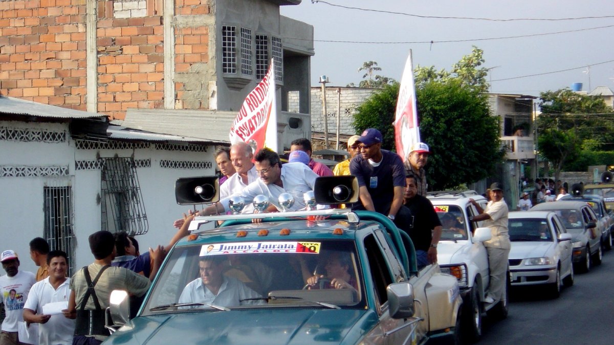 Imagen referencial para graficar este artículo relacionado con políticos.