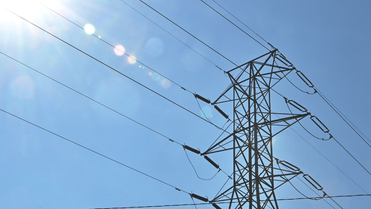 Los ecuatorianos sobrellevan una octava semana consecutiva de apagones.